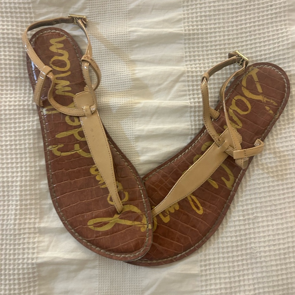 Sam Edelman Beige and Brown Croc-Embossed Sandals